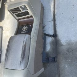 Cadillac Escalade Center Console Part 