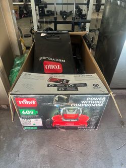 Toro Recycler 22" 60V MAX SmartStow Self-Propelled Lawn Mower