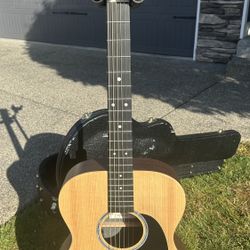 Martin Guitar (X SERIES SPECIAL) Used- Like New (with Hardcase)