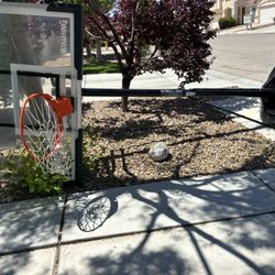 Spalding Basketball Hoop