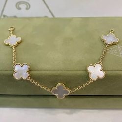 Van cleef braclet 