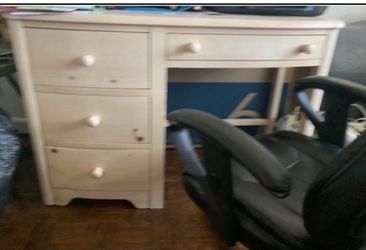 Desk And Chair