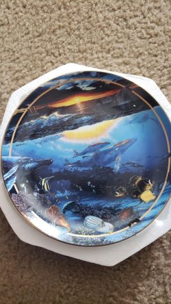 Dolphin plate