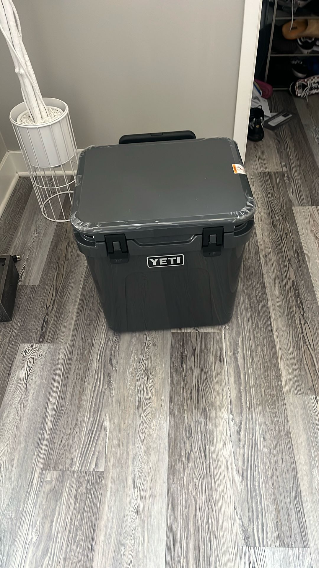 YETI 48 Can Wheeled Cooler