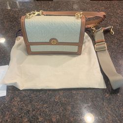 T MONOGRAM Patent Leather Embossed Tory Burch Small Shoulder Bag 
