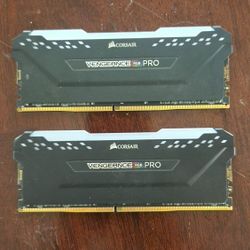 CORSAIR VENGEANCE RGB PRO 32 GB 3200MHz