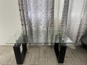 Modern Glass Coffee Table – Black Base – Great Condition