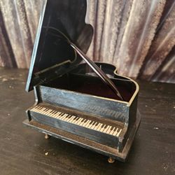 Vintage Piano Music Box