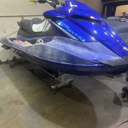 Jetski Fiberglass Refinish