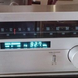 vintage Sansui Digital Quartz Tuner model T80
