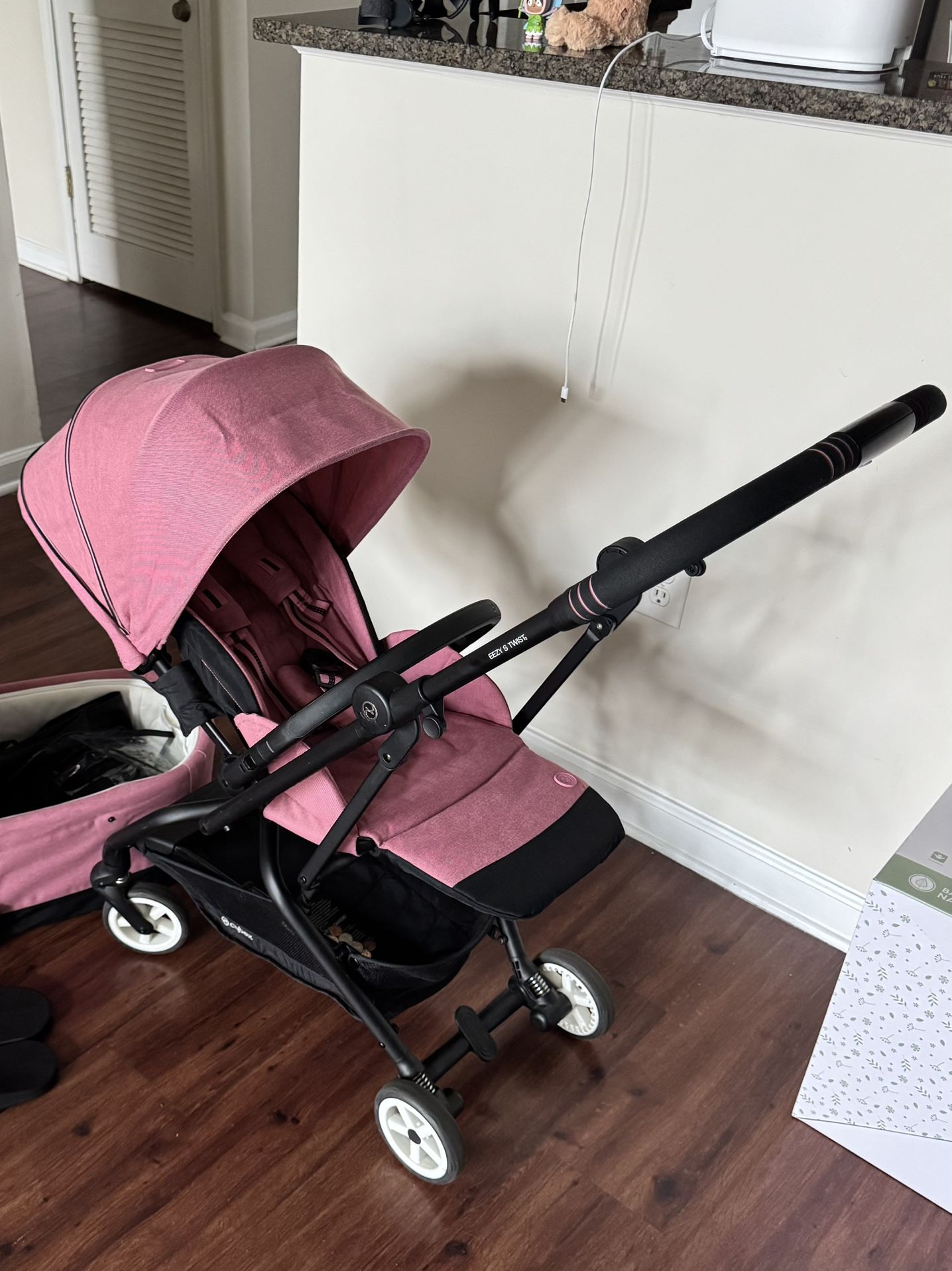 Cybex Eezy S Twist 2 360 Rotating Seat With Sun Cover