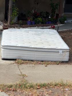 Matters queen size for free