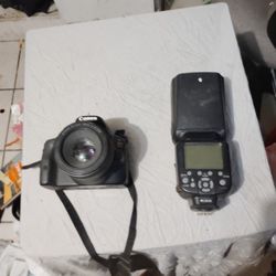 Cannon 35mm Camera With Flash