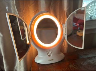 Vintage Conair Lighted Trifold Vanity Mirror