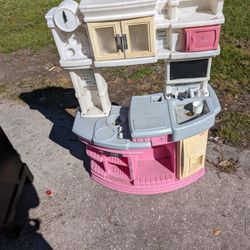 Kids Play Kitchen