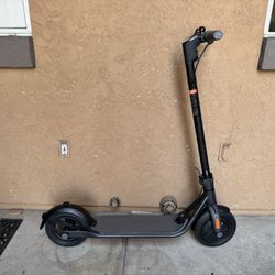 Electric Scooter Segway Ninebot (CASH ONLY)-READ DESCRIPTION-