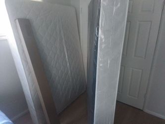Queen size bed