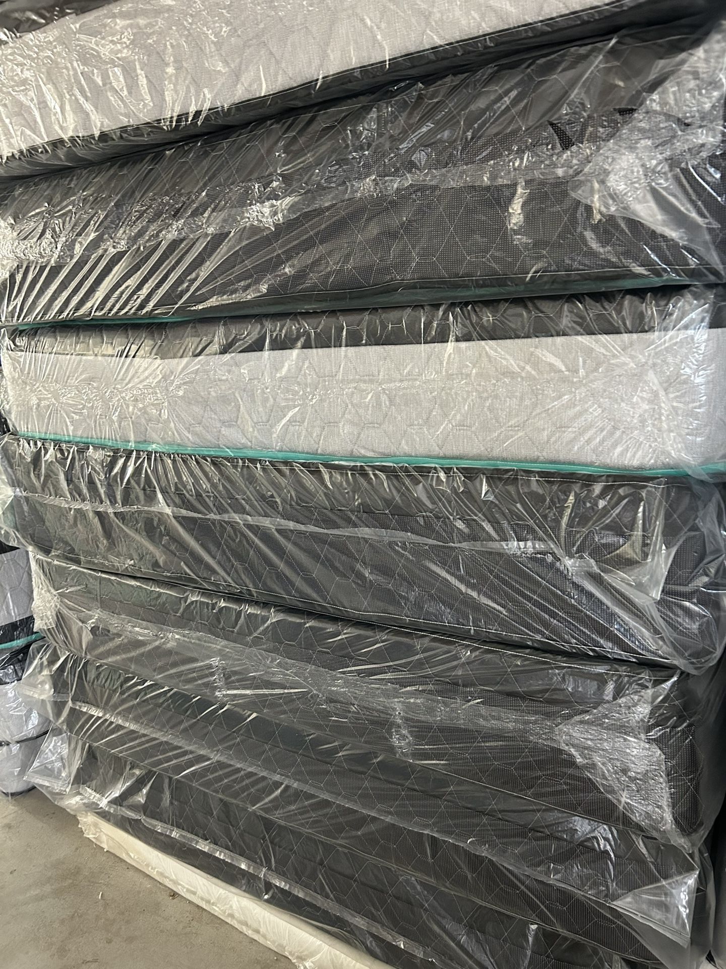 Full Size Mattress