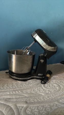 Dash Go Tilt-Head Stand Mixer - Black