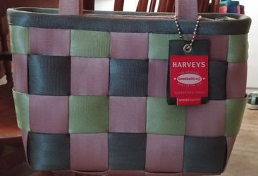 Harveys Seatbelt Bag LTD Tree Hugger for Sale in Corona CA