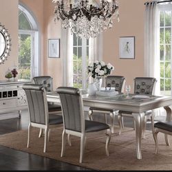 Dining Table Set With Wineholder