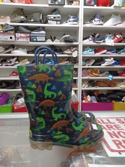 Boys Rain Boots Size 11-12