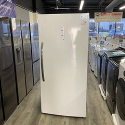 20 Cubic Ft. Upright Freezer🙌FINANCING AVAILABLE 🙌