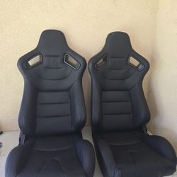 Universal Racing Seats
