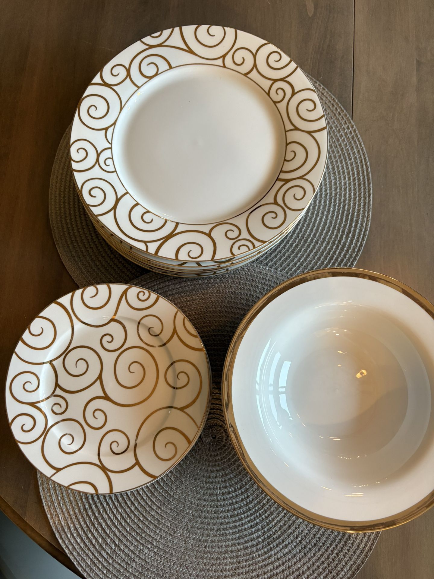 Porcelain Dishes