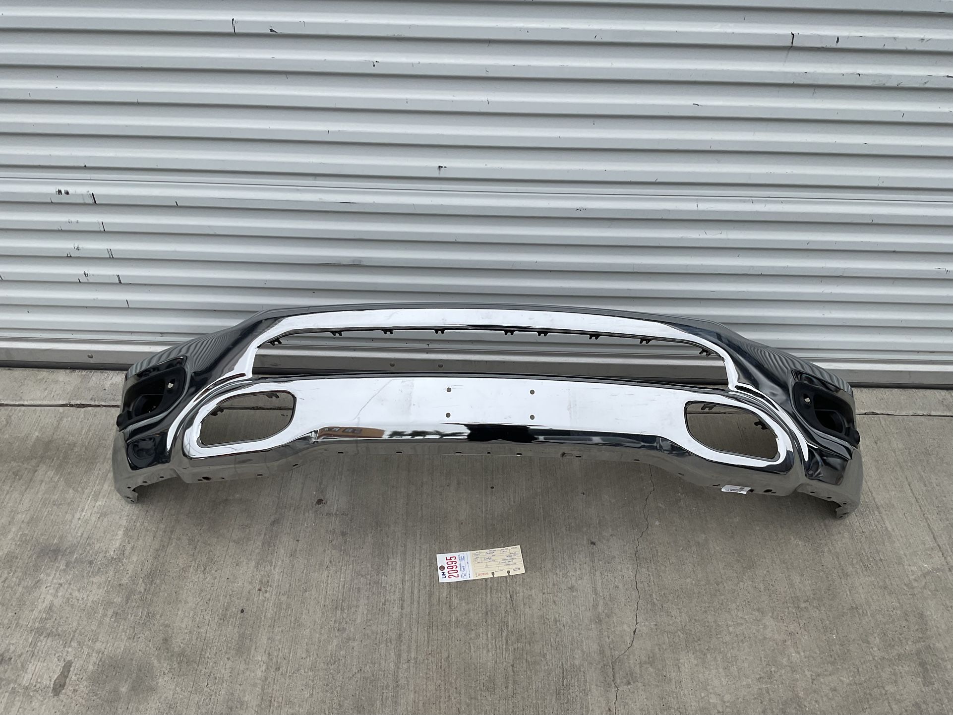 2019 2022 DODGE RAM 1500 FRONT BUMPER CHROME OEM