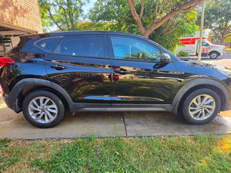 2027 Hyundai Tuscan SE