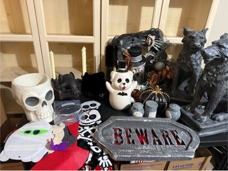 Halloween Decoration Lot