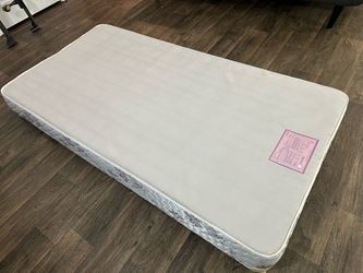 Twin size box spring