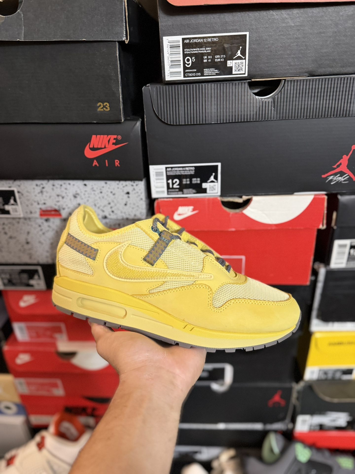 Nike Air Max 1 Travis Scott Cactus Jack Saturn Gold size 10 VNDS