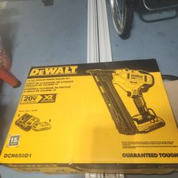 15 Ga Nail Gun Dewalt 