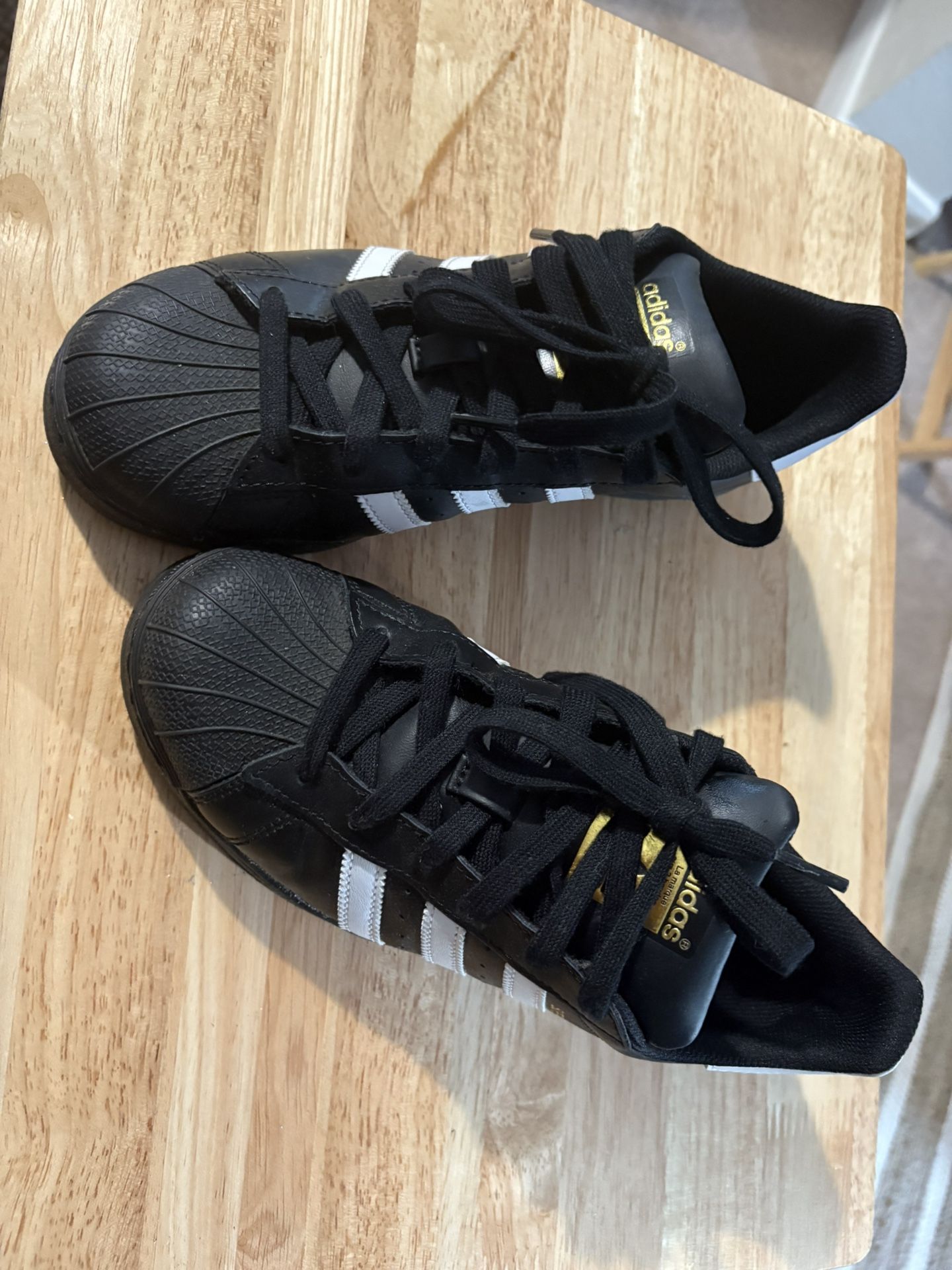 Adidas Classic Superstar Size 4.5