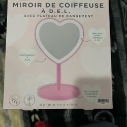 Vanity heart Mirror
