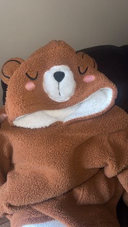 Bear Hooded Sherpa oversize sweater