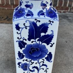 Vintage Large Bombay Blue and White Porcelain 17.5” Vase 