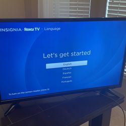 Insignia Roku TV 32” LED