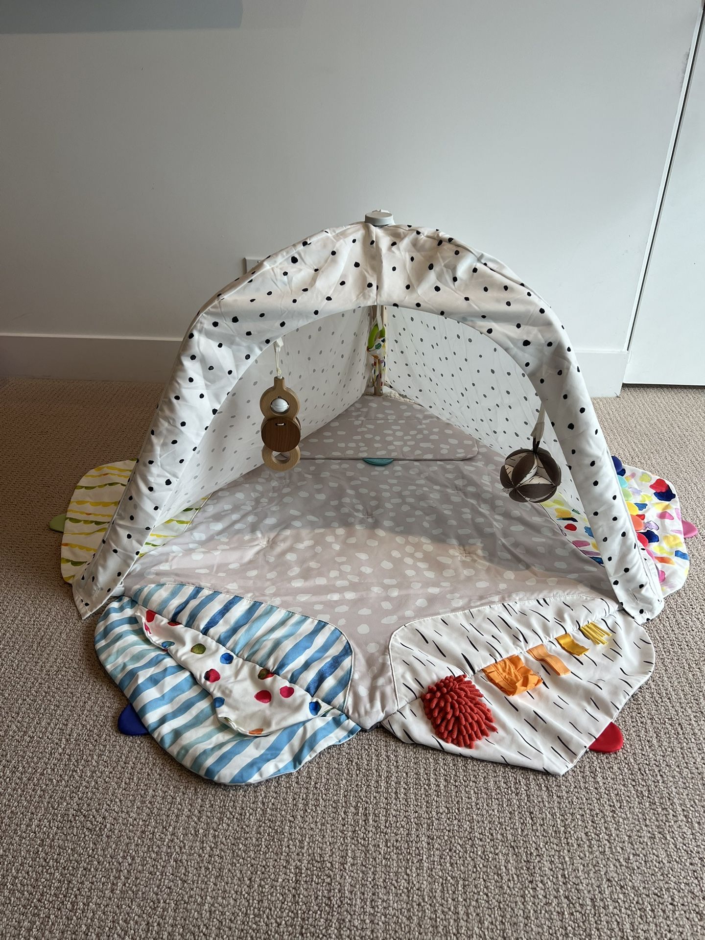 Lovevery Play Gym + Book | Montessori Baby Play Mat | Moving Sale