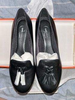EasySpirit Women Size 6 Black Leather Loafers