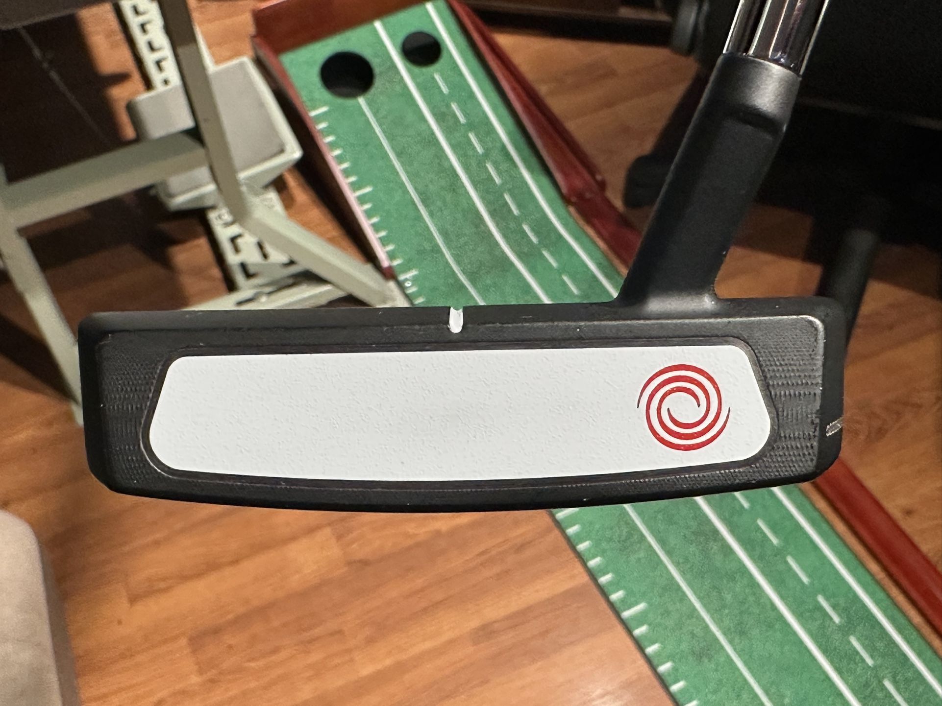 Odyssey White Hot Versa Three Putter 33” Pristine Condition