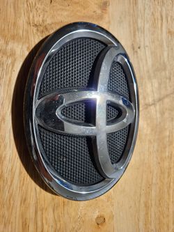 Toyota Emblem