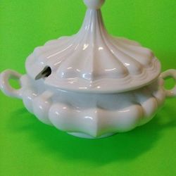 Vintage Soup Toureen