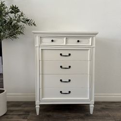 5 Drawer Dresser
