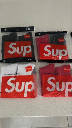 Supreme socks