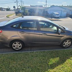 2014 Ford Fiesta