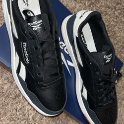 $80 Reebok Shoes Size 12