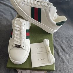 Women's Ace Gucci Low Top Sneakers